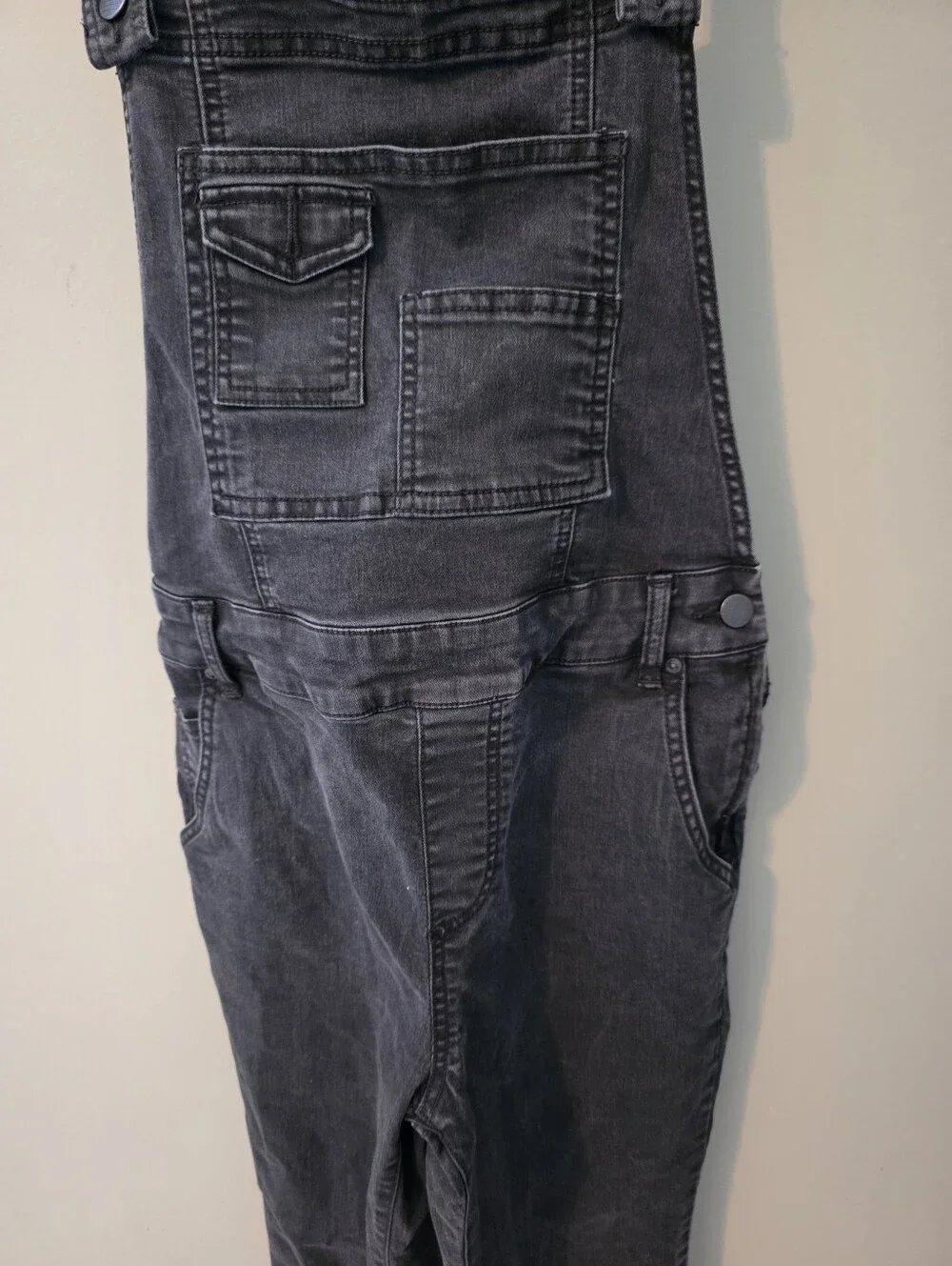 Free People Black Bib Overalls Size 29